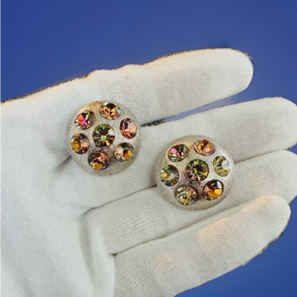 VTG Celebrity NY Aurora Borealis Rhinestone Silver Clip On Earrings 50’s Glam - Picture 4 of 4